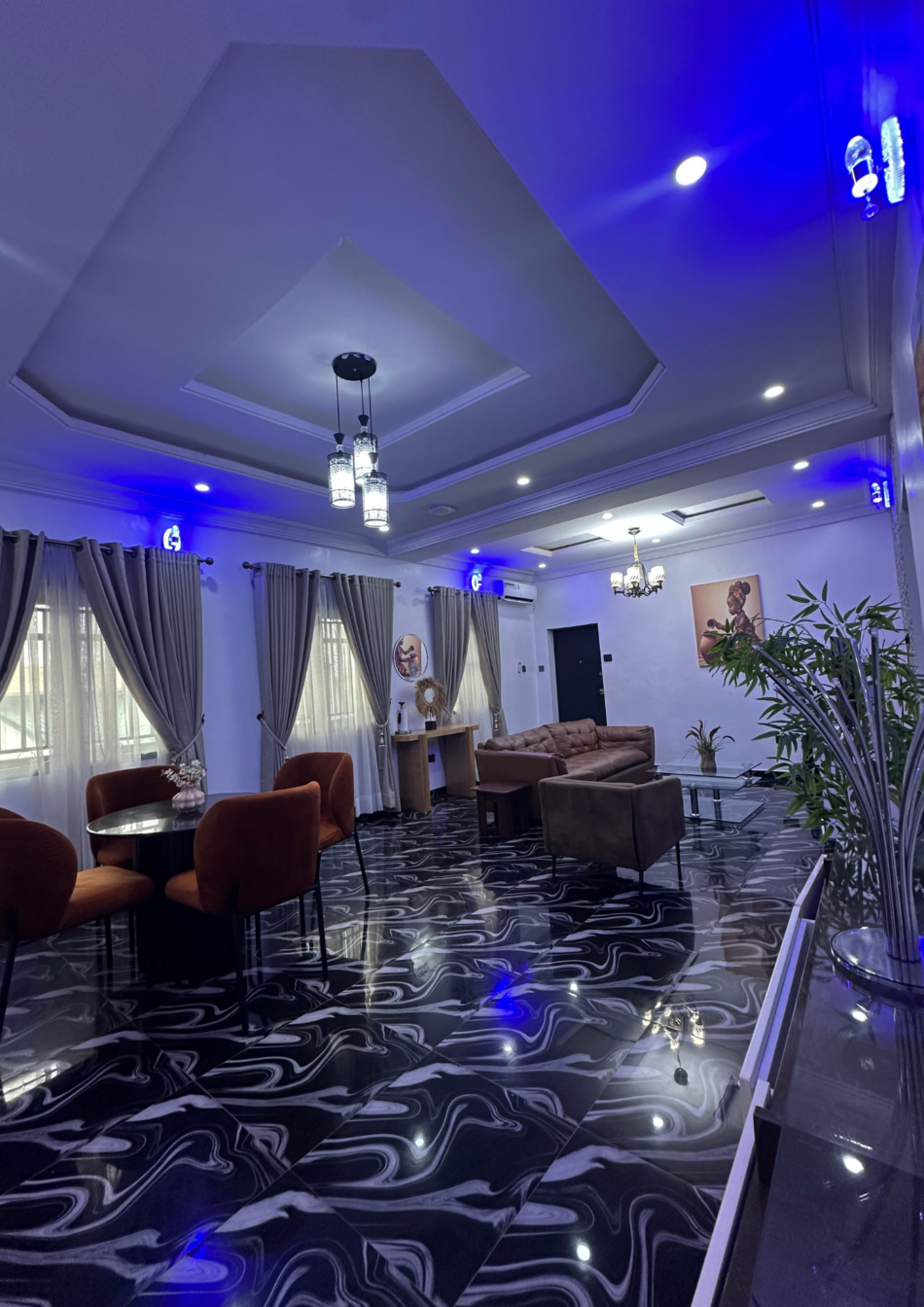 F-Living Room 11