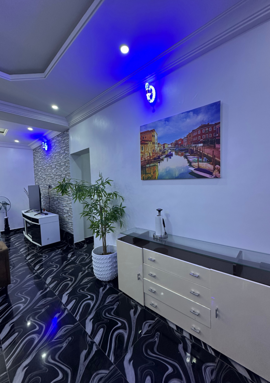 F-Living Room 13