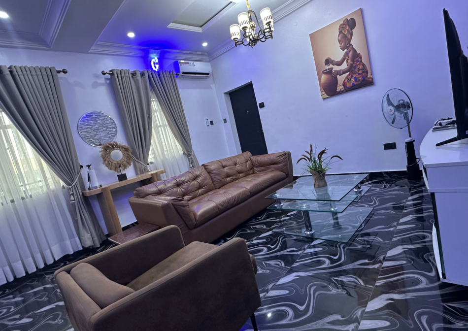 F-Living Room 15
