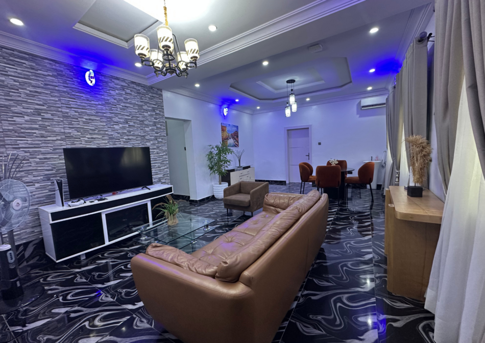 F-Living Room 17