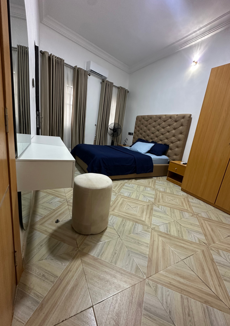 G-Room 12