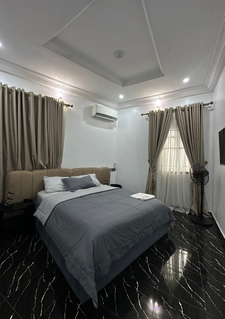F-Room 22