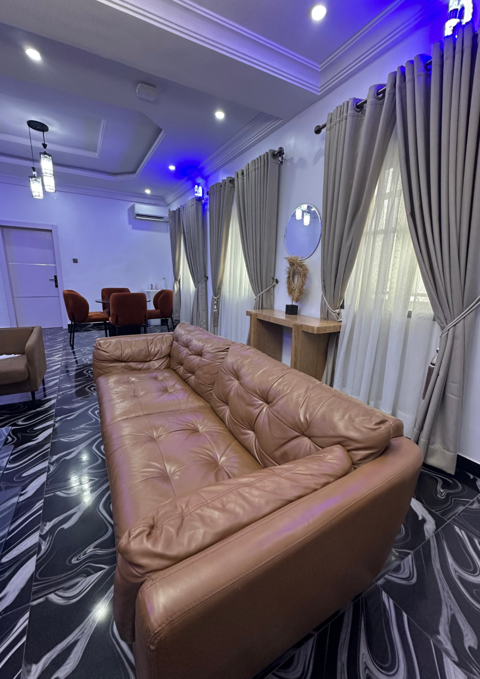 F-Living Room 21