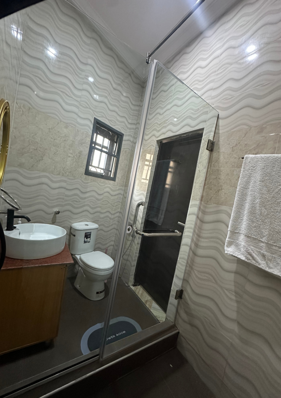 G-Room 15