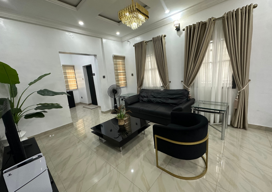 G-Living Room 6